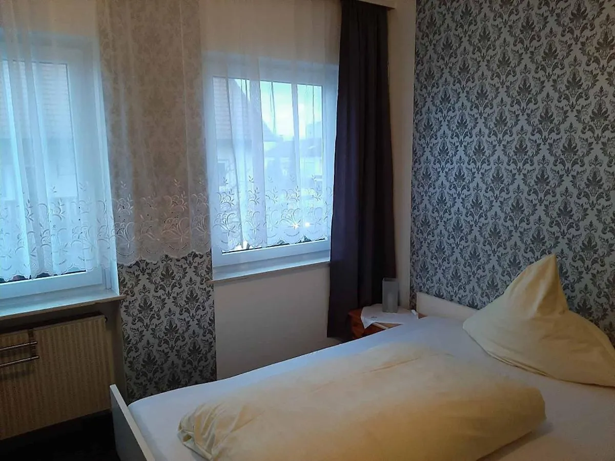 Gaestehaus Edelmann Gerolzhofen 3*,  Γερμανία